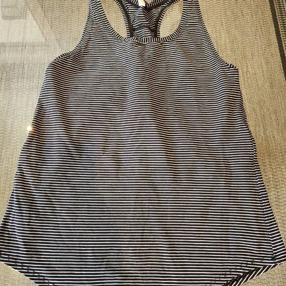 Lululemon Love Tank *Pleated - Picture 4 of 9